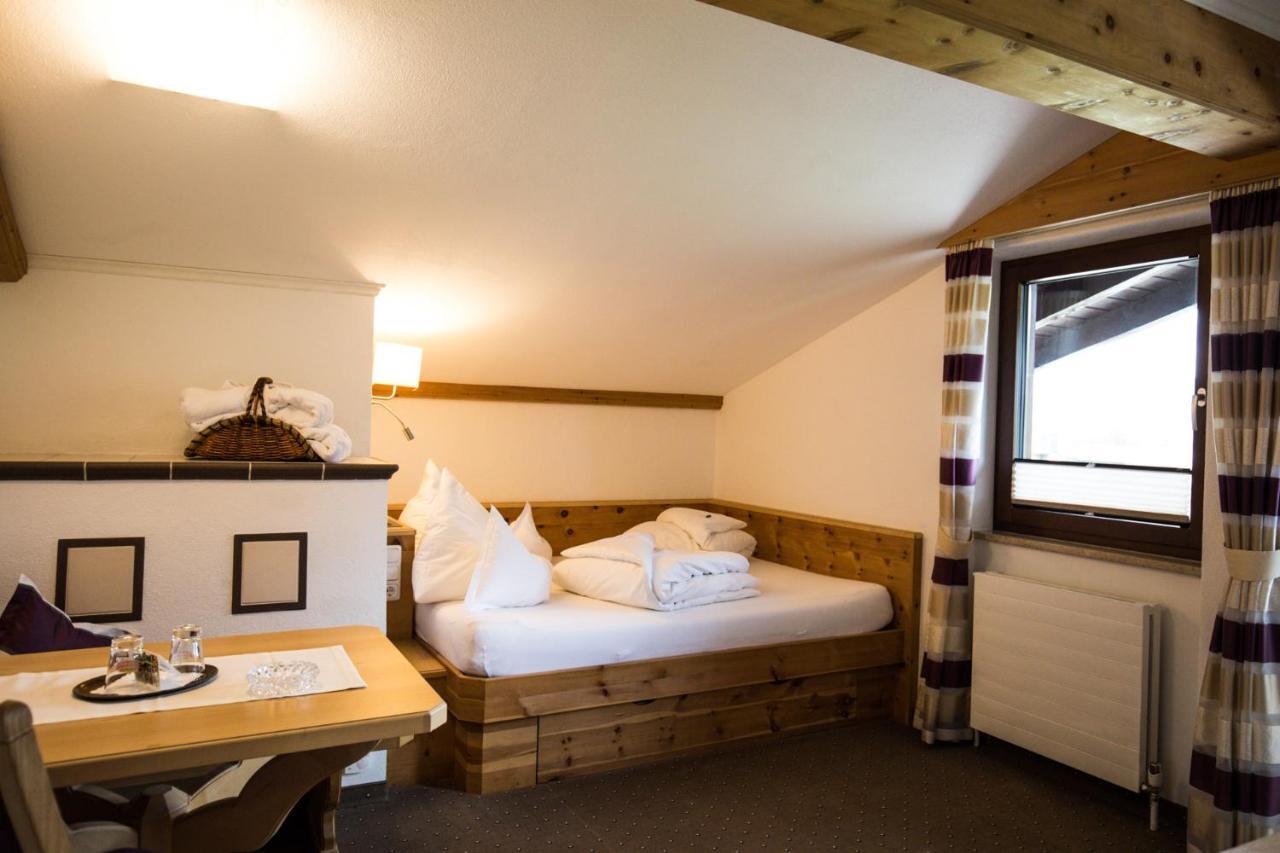 Landhaus Schnoeller Tannheim Εξωτερικό φωτογραφία